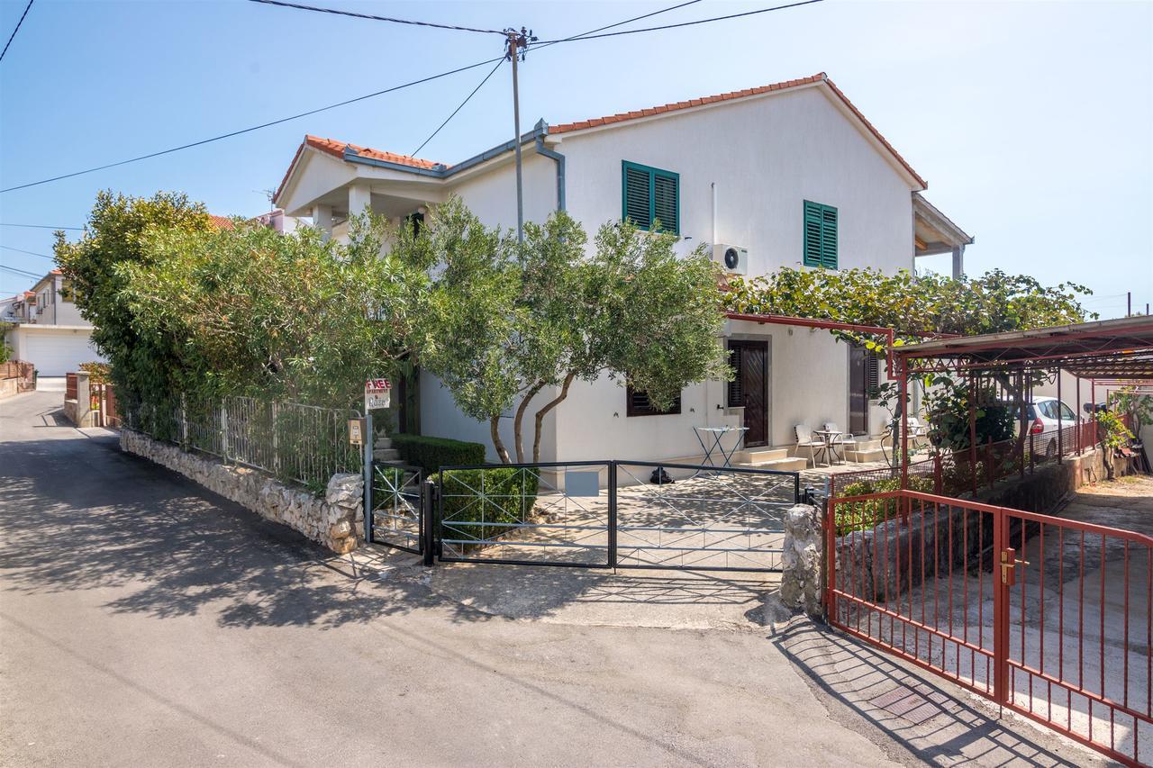 Apartment&Rooms Ruza Trogir Buitenkant foto